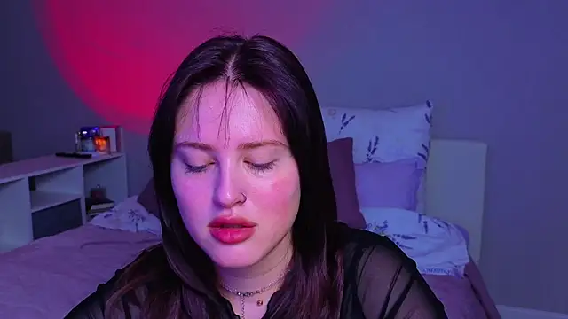  Sarah Soul  online show from May 17, 2026, 11:12 pm