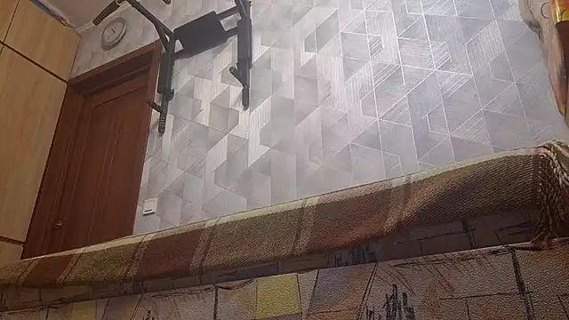 EstrellaWalters online show from October 15, 2025, 7:41 am