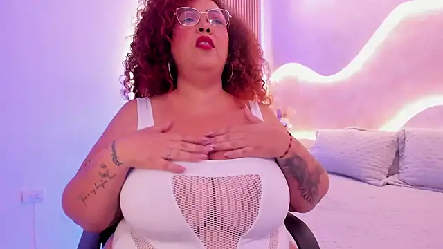 MaraaSweett online show from April 21, 2026, 2:04 am