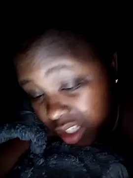 Dark Berry 26 online show from April 20, 2026, 4:54 pm