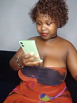 Snapshot of Dark_Berry_26 chatting on June 27, 2026, 11:32 pm Dark Berry 26 online show from June 27, 2026, 11:32 pm