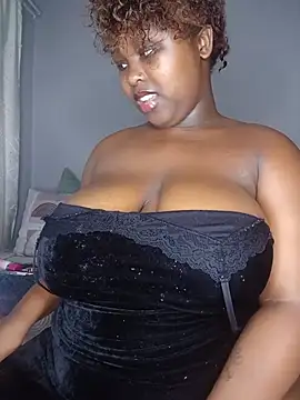 Snapshot of Dark_Berry_26 chatting on July 13, 2026, 8:33 pm Dark Berry 26 online show from July 13, 2026, 8:33 pm