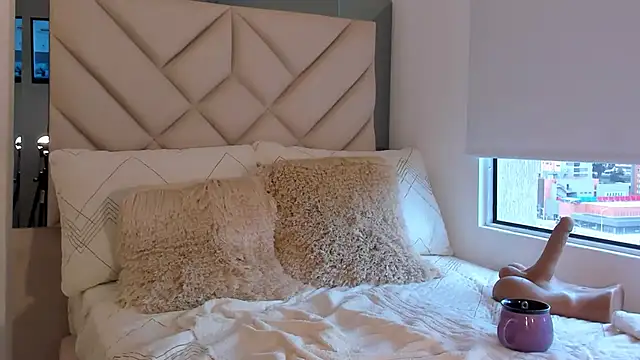 alexa tobar online show from October 19, 2025, 9:15 pm