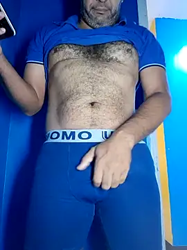 Snapshot of friendsloversex chatting on September 23, 2025, 4:32 pm friendsloversex online show from September 23, 2025, 4:32 pm