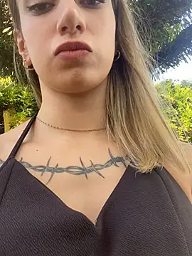 loira messi online show from March 16, 2025, 7:06 pm