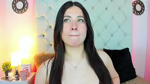 ValeryLovee online show from December 23, 2024, 9:27 am