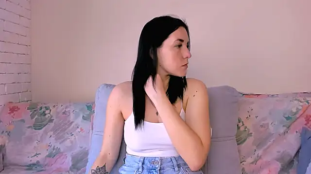 Kate Ree online show from March 12, 2026, 7:47 am