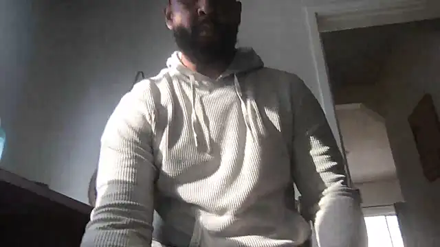 Z415 online show from October 24, 2025, 5:09 pm