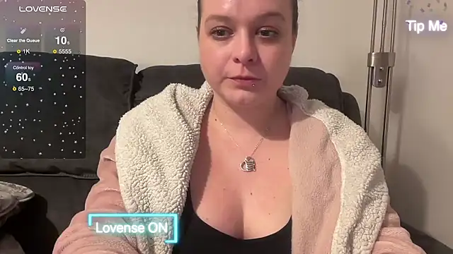 NaughtyWifeUK online show from February 21, 2025, 12:16 am