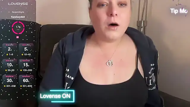 NaughtyWifeUK online show from March 5, 2025, 8:53 pm