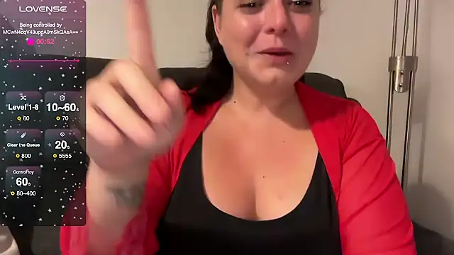 NaughtyWifeUK online show from September 21, 2025, 1:18 am