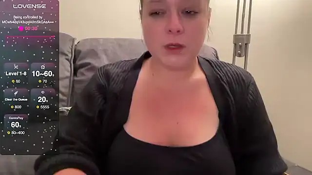 NaughtyWifeUK online show from September 24, 2025, 12:25 am