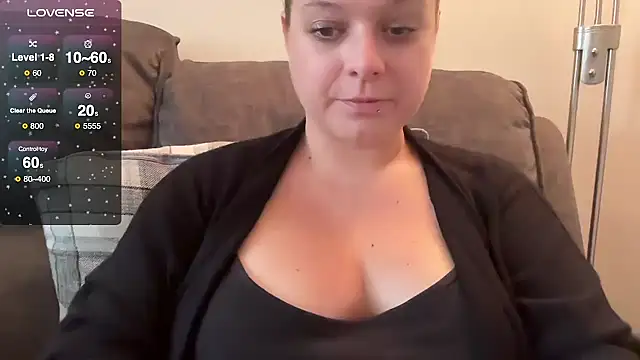 NaughtyWifeUK online show from October 10, 2025, 10:03 am