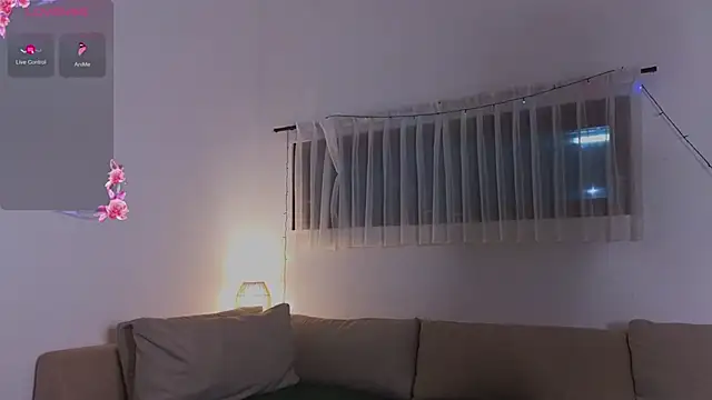 Snapshot of adele_lyv chatting on January 7, 2026, 7:38 pm adele lyv online show from January 7, 2026, 7:38 pm