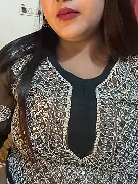 Ayesha mahi online show from October 15, 2025, 10:48 am