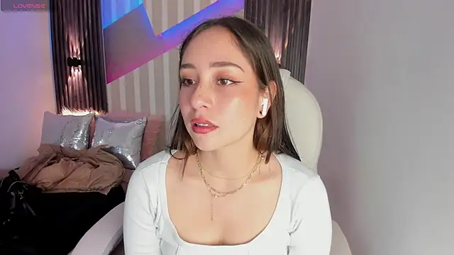 emily layton online show from February 10, 2025, 2:37 pm