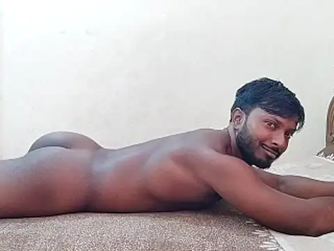 Snapshot of HunkyAriyan chatting on April 1, 2026, 7:31 am HunkyAriyan online show from April 1, 2026, 7:31 am