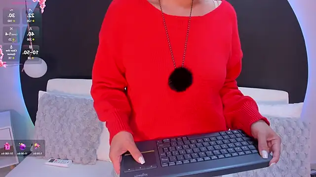 Ada Monroe10 online show from April 17, 2026, 1:14 pm