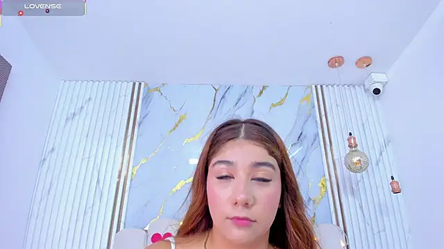 tifanyhills  online show from March 23, 2026, 1:48 pm