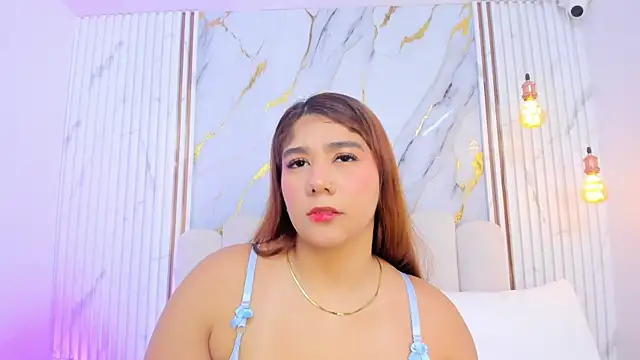 tifanyhills  online show from April 21, 2026, 8:12 pm