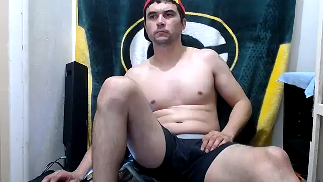 Snapshot of Apeezy14 chatting on January 29, 2025, 9:33 am Apeezy14 online show from January 29, 2025, 9:33 am