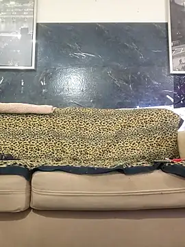 Doggyray44 online show from December 26, 2024, 12:46 am