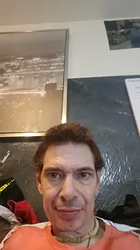 Doggyray44 online show from November 29, 2025, 5:05 pm