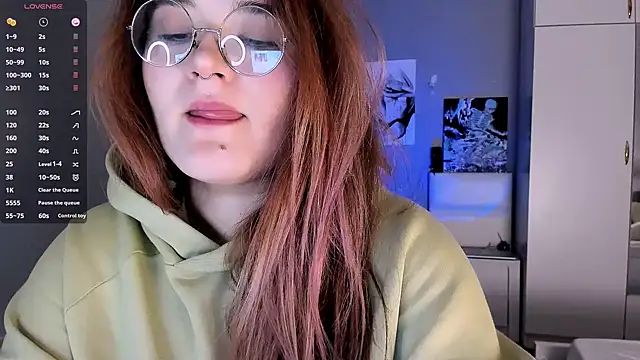 July Slowdive online show from December 3, 2024, 3:11 pm