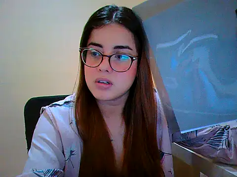 maliamiller online show from October 26, 2025, 6:14 pm