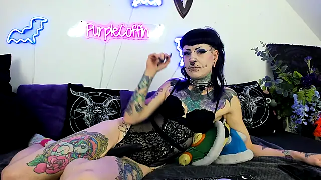 Snapshot of Purple_Coffin666 chatting on May 4, 2026, 2:57 pm Purple Coffin666 online show from May 4, 2026, 2:57 pm