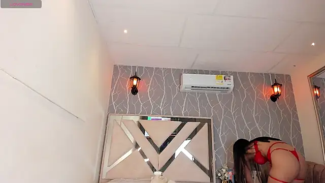 vanessa guzman2 online show from February 7, 2025, 12:39 pm