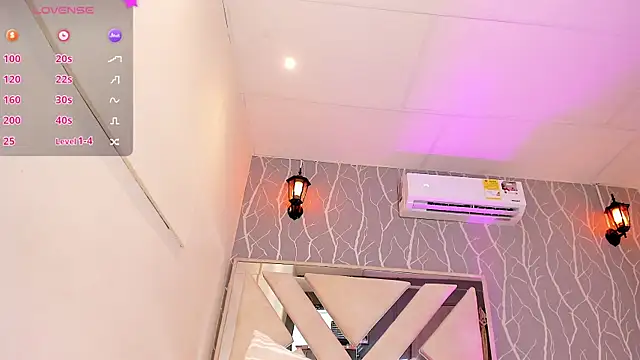 vanessa guzman2 online show from February 21, 2025, 6:48 pm