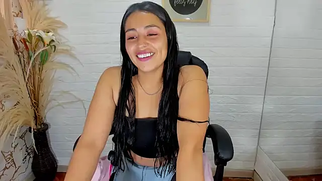 Aisha 09 online show from February 4, 2025, 6:49 pm