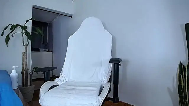 diamond black00 online show from September 26, 2025, 1:09 am