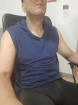 latinmartin73 online show from November 20, 2025, 6:18 pm