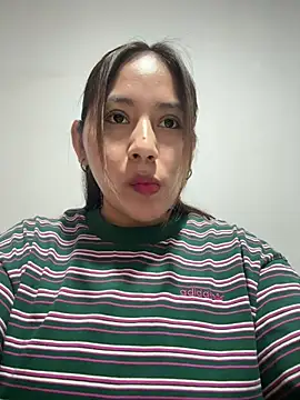 kittyfresita online show from February 6, 2025, 1:16 am