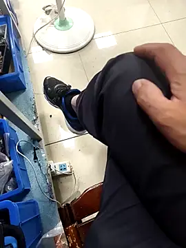 huzi518 online show from September 10, 2025, 2:22 am