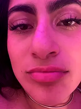 miakhalifaaa  online show from December 2, 2024, 3:58 am