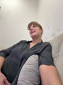 jennifer11772 online show from March 28, 2026, 8:08 pm