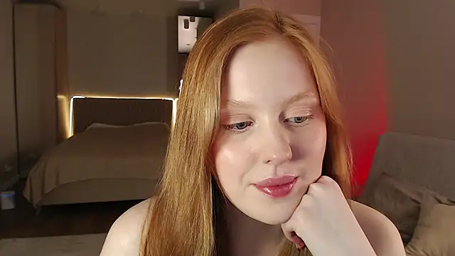 lulu moonmoon online show from March 18, 2025, 3:31 pm