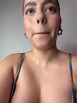 DakotaShelby online show from January 19, 2025, 1:32 am