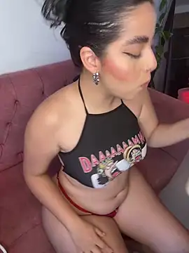 DakotaShelby online show from January 19, 2025, 9:02 pm