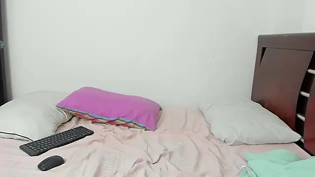 ashvsterry online show from December 15, 2024, 6:18 am