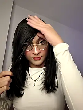 Kiitygirl online show from April 8, 2026, 7:52 am