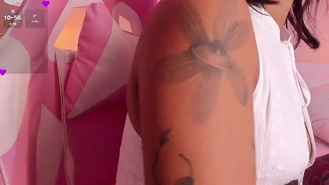 soy jess03 online show from October 14, 2025, 11:55 am