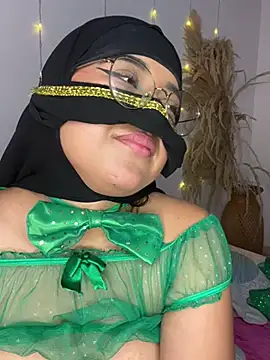 Maisa issa online show from March 17, 2025, 6:53 pm