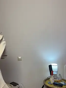 tatianaAlvarez1 online show from January 7, 2025, 4:37 pm