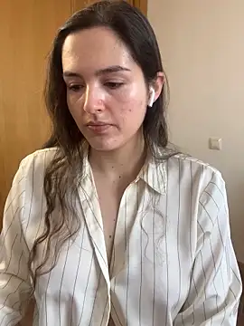 tatianaAlvarez1 online show from March 18, 2025, 10:03 am