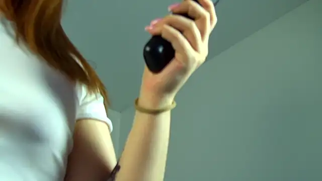 CrystalLyons online show from February 6, 2025, 6:18 am