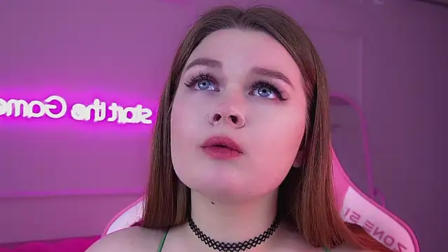 CrystalLyons online show from March 15, 2025, 3:48 pm